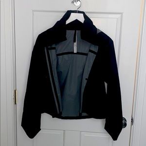 Black Lululemon cropped rain jacket